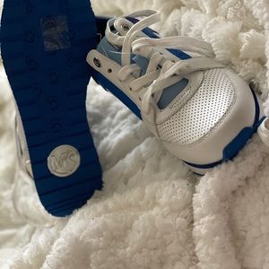 Beautiful Michael kors women’s shoes 👟